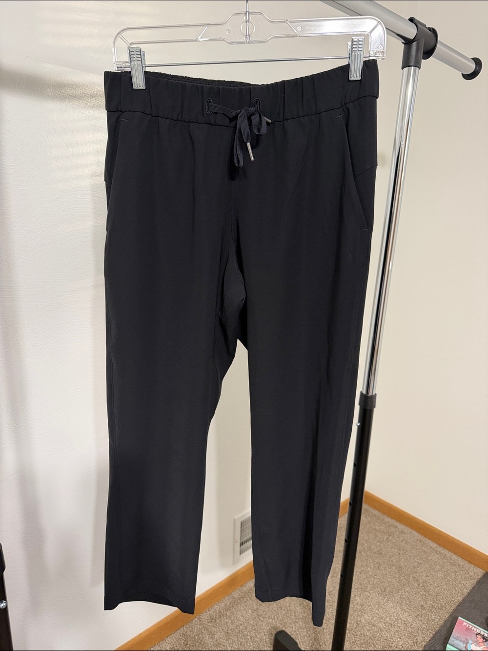 Women’s Lululemon Cropped Pants